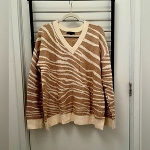 Banana Republic Animal Print sweater. Cotton blend. Size large.